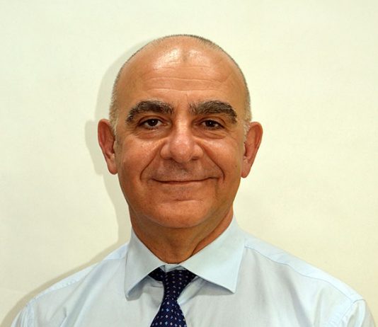 Risks and benefits of hormonal therapies in women