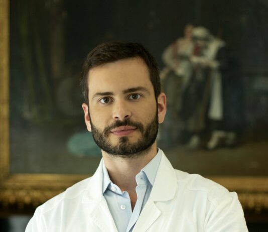 Modern Rhinoplasty, an aesthetic, functional operation with considerable psychological implications