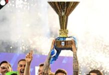 Scudetto party at the Maradona: Di Lorenzo raises the cup. Spalletti is moved: “It’s not easy to say goodbye to this city