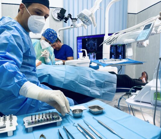 Ozone Therapy in Dentistry: The Natural Revolution Transforming the Future of Dental Treatments